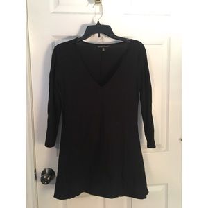 Black 3/4 sleeve shirt